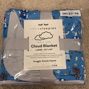 NIB Little Sleepies Robot Blanket
